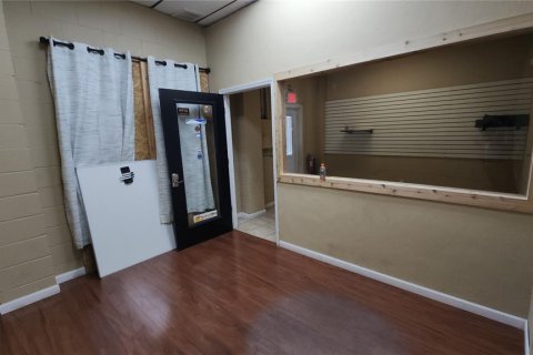 Commercial property in Port Charlotte, Florida 1312.34 sq.m. № 1757242 - photo 15