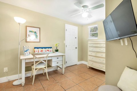 House in West Palm Beach, Florida 5 bedrooms, 226.31 sq.m. № 2366165 - photo 30