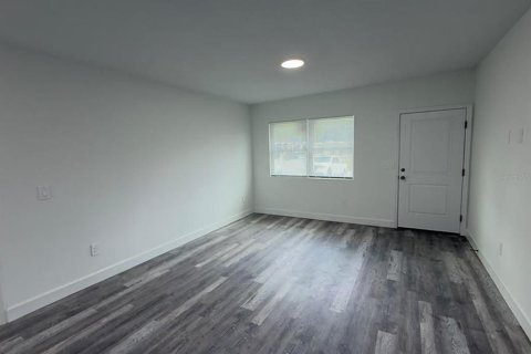 Casa en venta en Daytona Beach, Florida, 3 dormitorios, 84.73 m2 № 2383799 - foto 3
