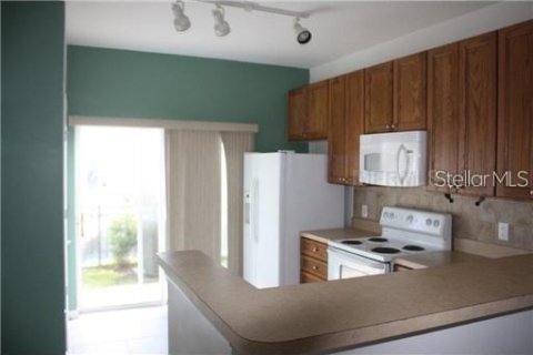 Condo in Orlando, Florida, 2 bedrooms  № 1845011 - photo 3