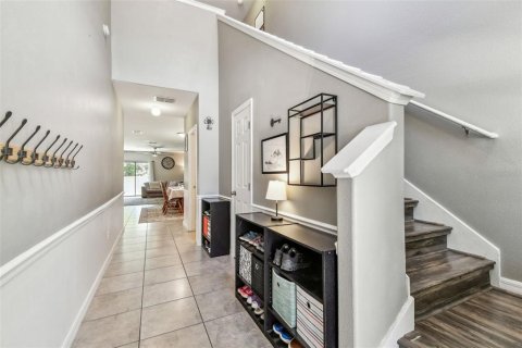 Villa ou maison à louer à Riverview, Floride: 5 chambres, 234.11 m2 № 1918508 - photo 4