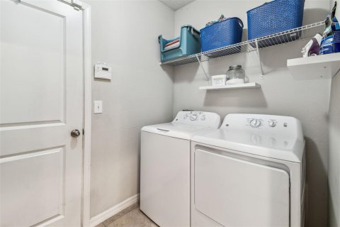 Casa en alquiler en Riverview, Florida, 5 dormitorios, 234.11 m2 № 1918508 - foto 13