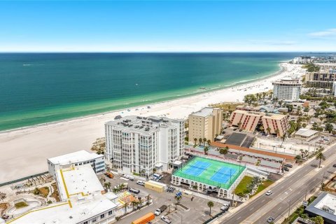 Condo à Saint Pete Beach, Floride, 2 chambres  № 2317494
