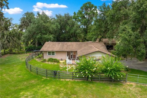 Casa en Ocala, Florida 3 dormitorios, 146.69 m2 № 2150705