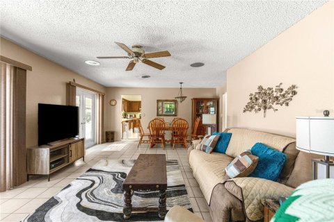 Casa en venta en Ocala, Florida, 3 dormitorios, 146.69 m2 № 2150705 - foto 13