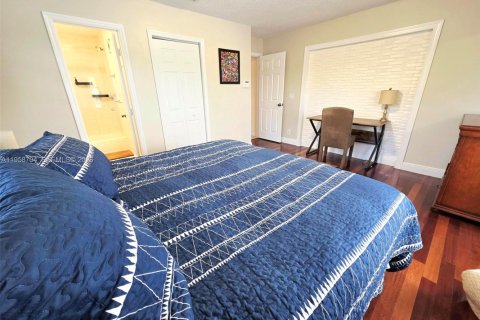 Купить виллу или дом в Форт-Лодердейл, Флорида 4 спальни, 162.67м2, № 2027104 - фото 24