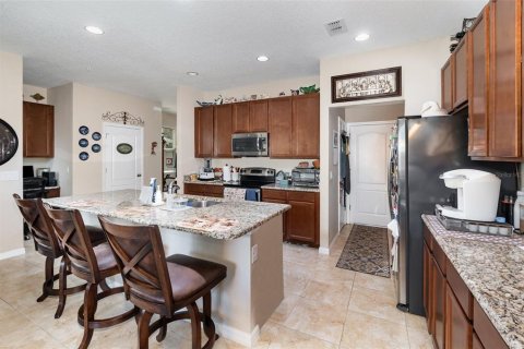 Adosado en venta en Apopka, Florida, 3 dormitorios, 192.77 m2 № 1919366 - foto 8