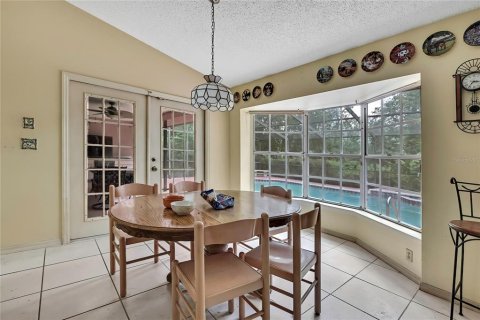House in Spring Hill, Florida 2 bedrooms, 163.88 sq.m. № 1744968 - photo 17
