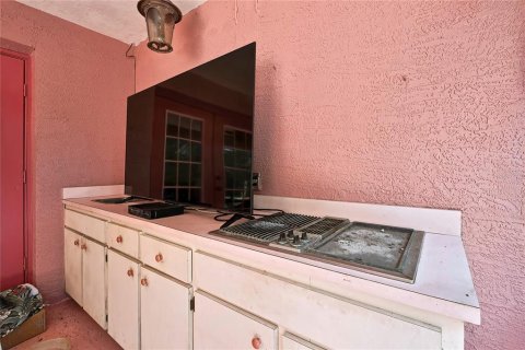House in Spring Hill, Florida 2 bedrooms, 163.88 sq.m. № 1744968 - photo 27