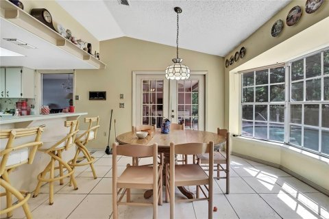 House in Spring Hill, Florida 2 bedrooms, 163.88 sq.m. № 1744968 - photo 16