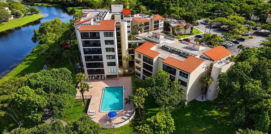 Condo in Pompano Beach, Florida, 2 bedrooms  № 2188885
