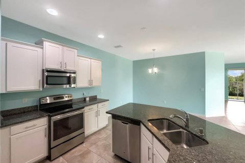 Townhouse in Wesley Chapel, Florida 3 bedrooms, 145.76 sq.m. № 1150448 - photo 22