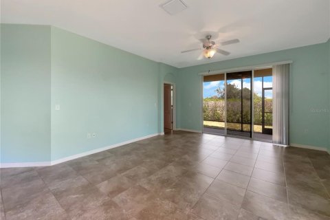 Townhouse in Wesley Chapel, Florida 3 bedrooms, 145.76 sq.m. № 1150448 - photo 9