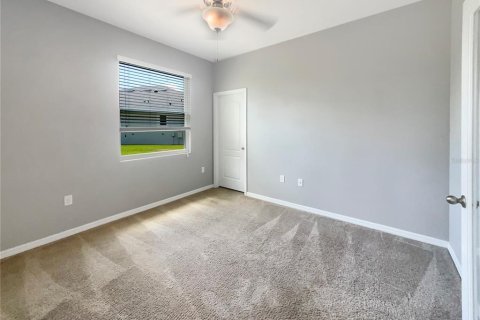 Townhouse in Wesley Chapel, Florida 3 bedrooms, 145.76 sq.m. № 1150448 - photo 14