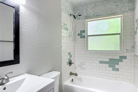 Villa ou maison à vendre à Brooksville, Floride: 3 chambres, 98.85 m2 № 1757098 - photo 10