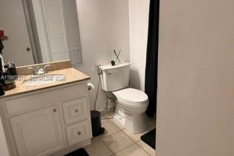 Condominio en alquiler en Weston, Florida, 2 dormitorios, 114.36 m2 № 2058165 - foto 18