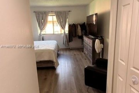 Condominio en alquiler en Weston, Florida, 2 dormitorios, 114.36 m2 № 2058165 - foto 22