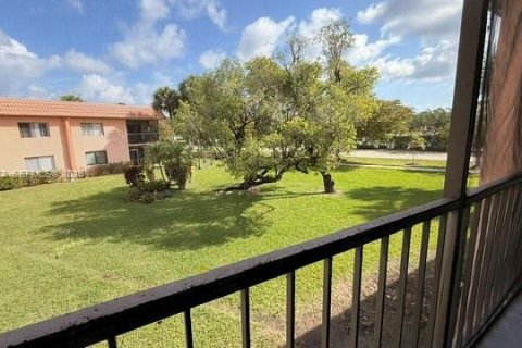 Condominio en alquiler en Weston, Florida, 2 dormitorios, 114.36 m2 № 2058165 - foto 20