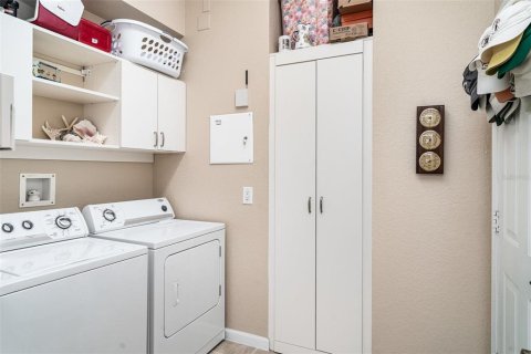 Casa en venta en Port Charlotte, Florida, 2 dormitorios, 188.22 m2 № 1795551 - foto 13