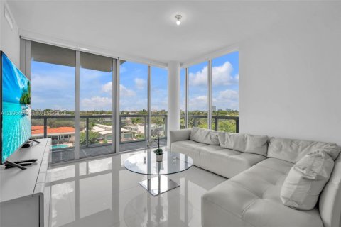 Copropriété à louer à Bay Harbor Islands, Floride: 2 chambres, 118.91 m2 № 2390149 - photo 19
