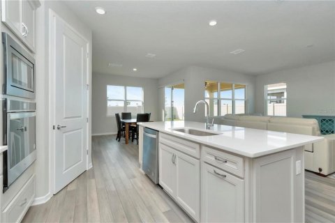 Villa ou maison à vendre à Kissimmee, Floride: 3 chambres, 191.01 m2 № 2219219 - photo 11
