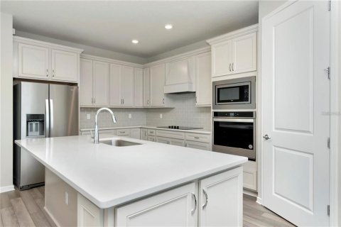 Villa ou maison à vendre à Kissimmee, Floride: 3 chambres, 191.01 m2 № 2219219 - photo 6