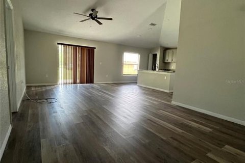 Casa en venta en Fort Meade, Florida, 3 dormitorios, 139.45 m2 № 1858178 - foto 5
