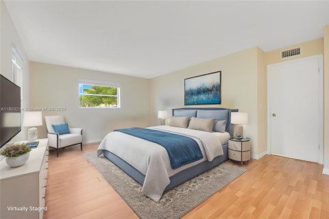 Condo in Boca Raton, Florida, 2 bedrooms  № 1728685 - photo 8