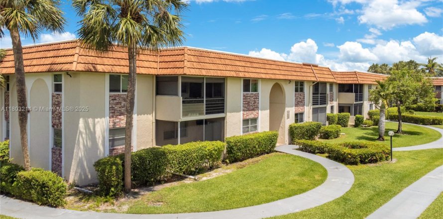 Condo in Boca Raton, Florida, 2 bedrooms  № 1728685