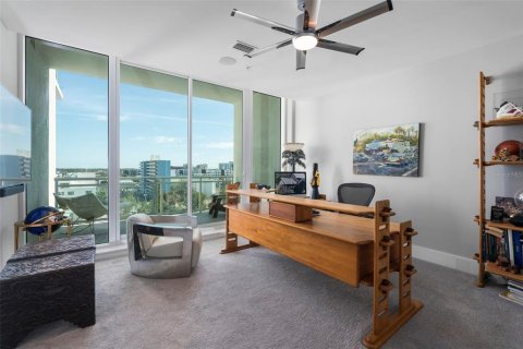 Купить кондоминиум в Сарасота, Флорида 9 комнат, 368.08м2, № 1547063 - фото 30