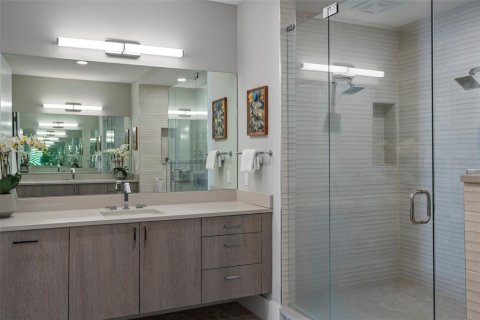 Купить кондоминиум в Сарасота, Флорида 9 комнат, 368.08м2, № 1547063 - фото 24