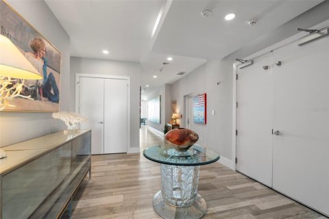 Купить кондоминиум в Сарасота, Флорида 9 комнат, 368.08м2, № 1547063 - фото 7