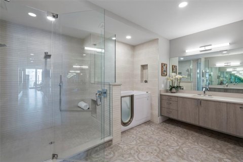 Купить кондоминиум в Сарасота, Флорида 9 комнат, 368.08м2, № 1547063 - фото 23