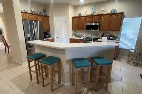 House in Land O' Lakes, Florida 3 bedrooms, 168.99 sq.m. № 2112386 - photo 8