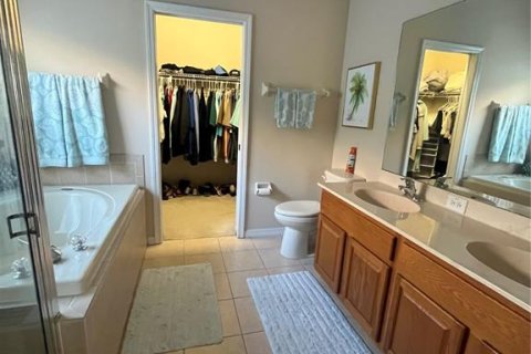 House in Land O' Lakes, Florida 3 bedrooms, 168.99 sq.m. № 2112386 - photo 21
