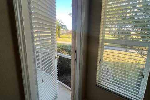 House in Land O' Lakes, Florida 3 bedrooms, 168.99 sq.m. № 2112386 - photo 24