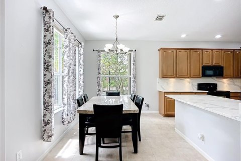 House in Bradenton, Florida 5 bedrooms, 265.98 sq.m. № 1786375 - photo 24