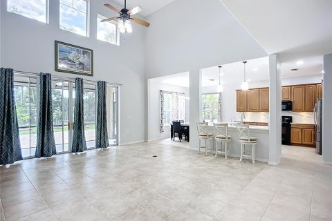 House in Bradenton, Florida 5 bedrooms, 265.98 sq.m. № 1786375 - photo 14