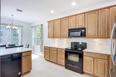 House in Bradenton, Florida 5 bedrooms, 265.98 sq.m. № 1786375 - photo 18
