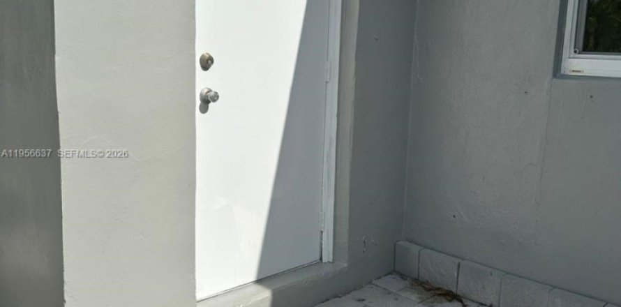 Casa en Dania Beach, Florida 1 dormitorio, 32.52 m2 № 2010563