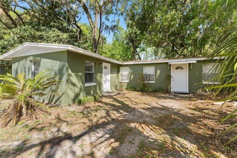 House in Homosassa, Florida 2 bedrooms, 80.17 sq.m. № 1813121 - photo 1
