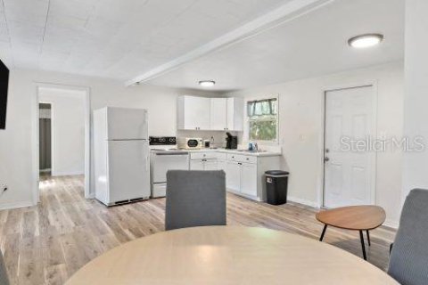 House in Homosassa, Florida 2 bedrooms, 80.17 sq.m. № 1813121 - photo 6