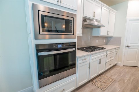 Villa ou maison à vendre à Apopka, Floride: 4 chambres, 264.03 m2 № 1774895 - photo 16