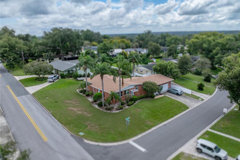 Villa ou maison à vendre à Lakeland, Floride: 3 chambres, 121.98 m2 № 2149453 - photo 2