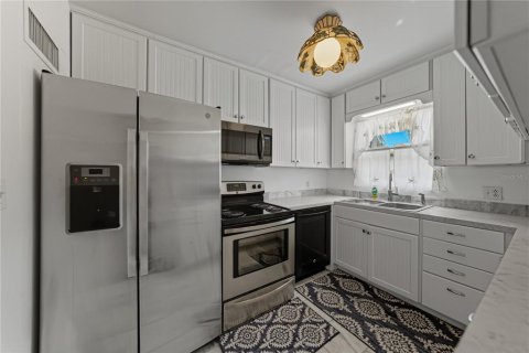 Villa ou maison à vendre à Lakeland, Floride: 3 chambres, 121.98 m2 № 2149453 - photo 11