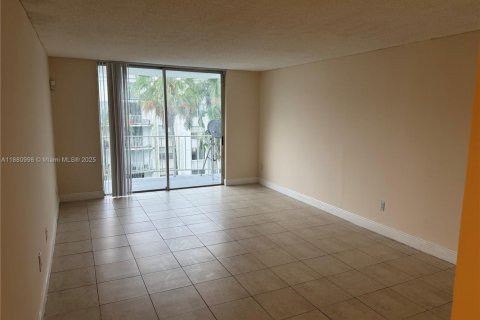 Copropriété à vendre à Miami, Floride: 2 chambres, 109.16 m2 № 1924638 - photo 2