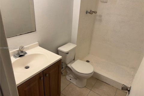 Copropriété à vendre à Miami, Floride: 2 chambres, 109.16 m2 № 1924638 - photo 12