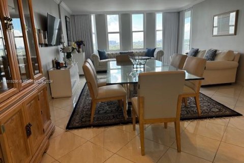 Copropriété à louer à Miami Beach, Floride: 1 chambre, 91.04 m2 № 2017314 - photo 22