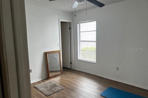 Casa en venta en Tampa, Florida, 4 dormitorios, 220.18 m2 № 1866395 - foto 10