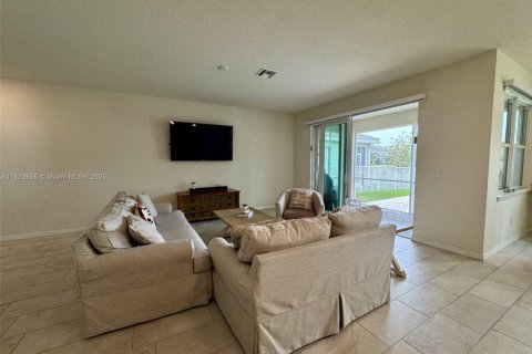 Casa en venta en Hollywood, Florida, 5 dormitorios, 232.35 m2 № 1788636 - foto 11